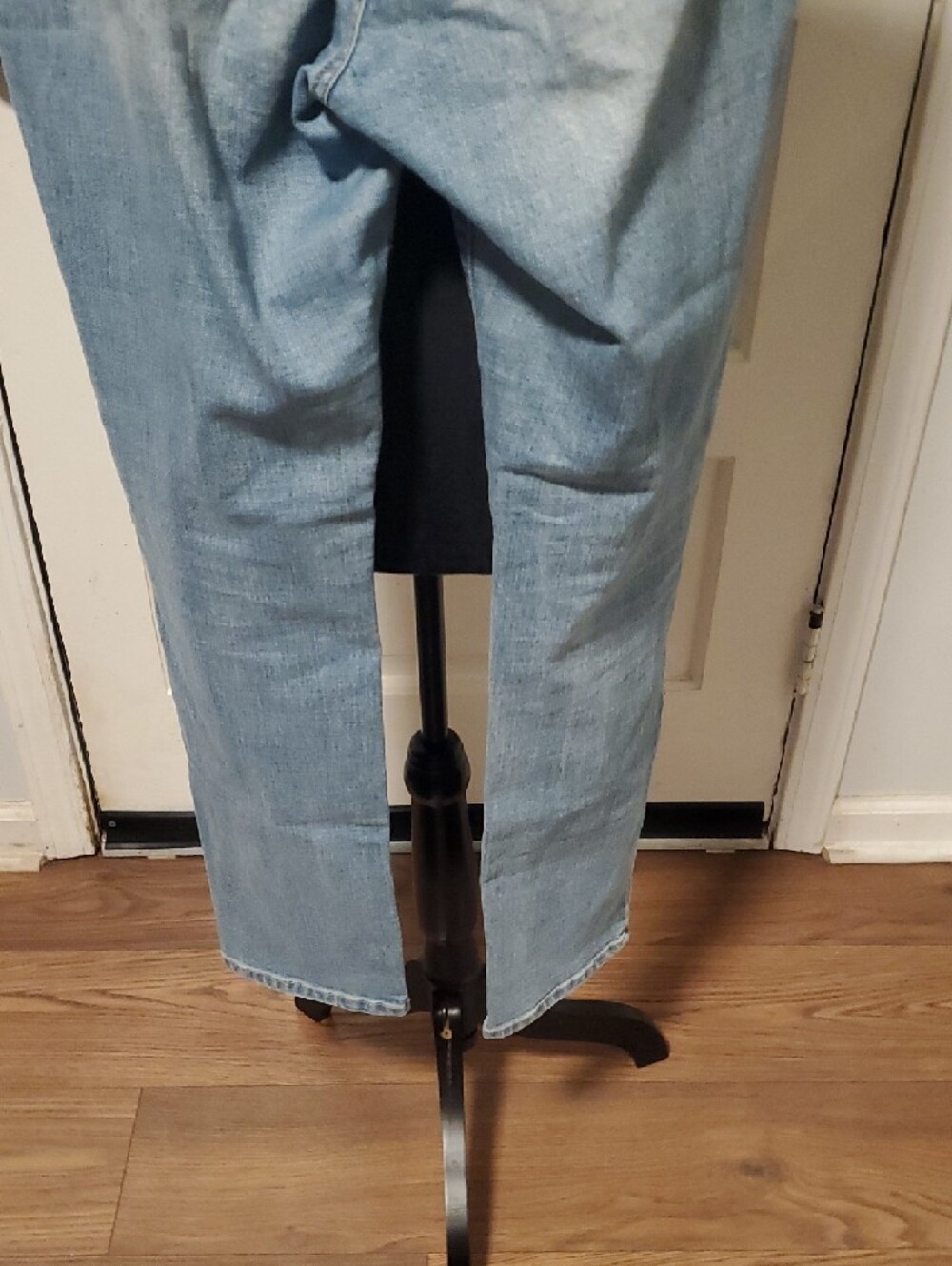 Old Navy Light Blue Distressed Straight-Leg Jeans - Picture 8 of 9